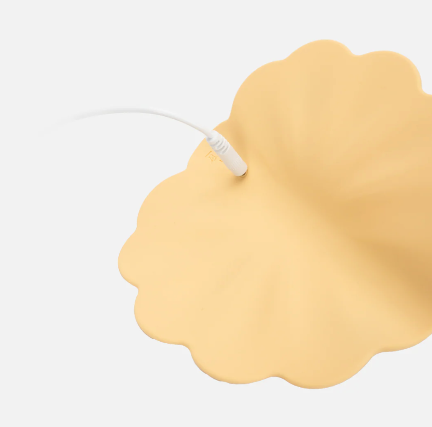 Petal Pleaser | Vibrating Grinder with Remote 